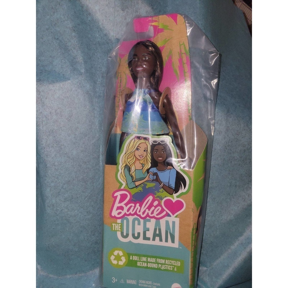 Barbie the ocean